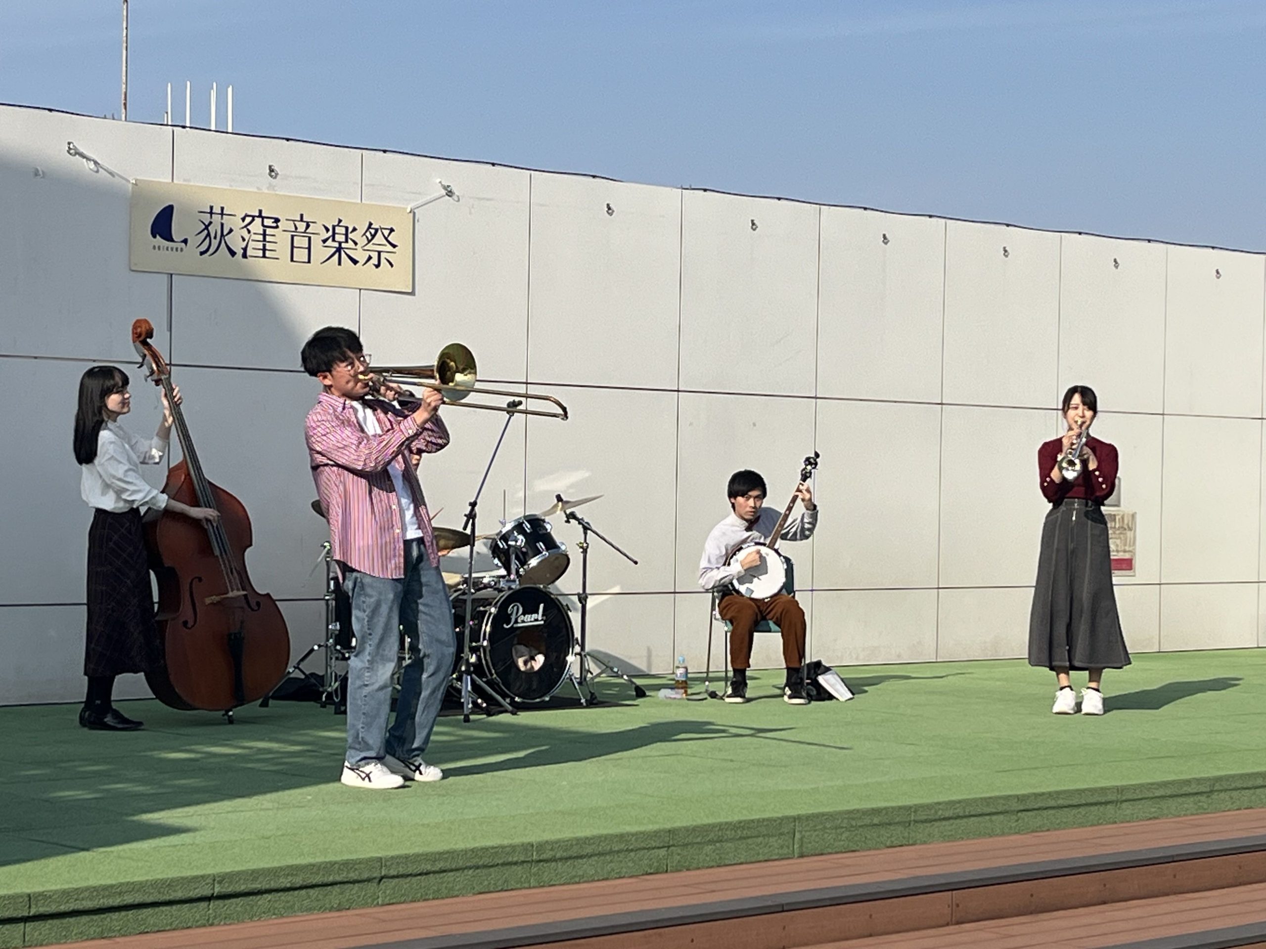 251108「天空からの響き」@荻窪タウンセブン屋上（屋外ステージ）