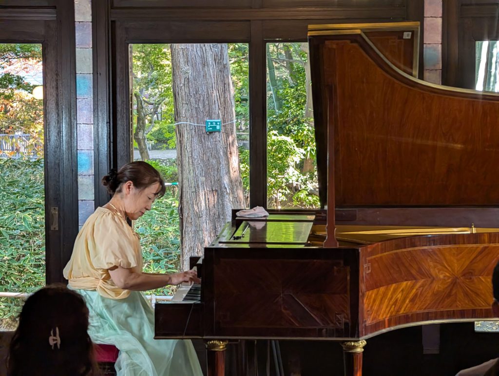 251107「公園のサロンコンサート【第1部】」@区立大田黒公園・大田黒記念館