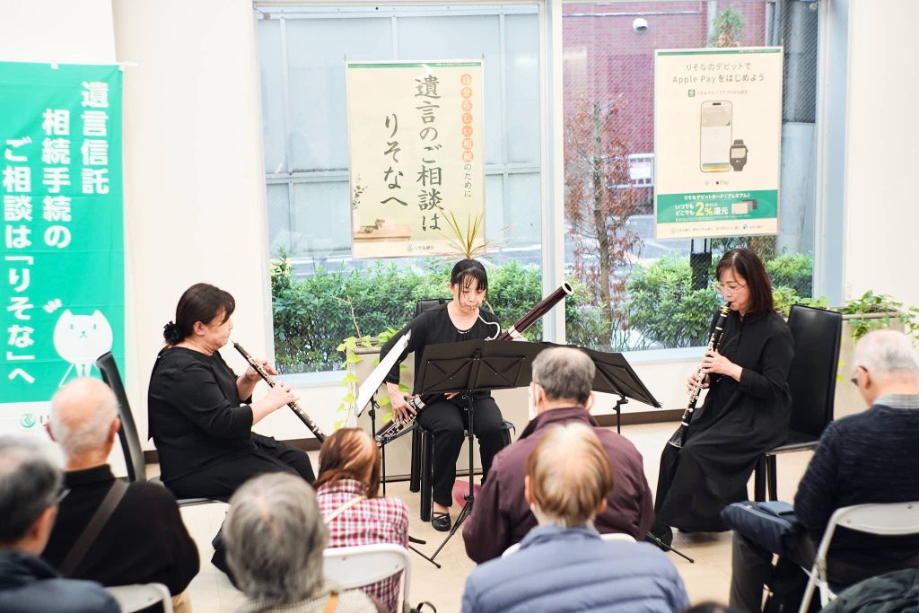 251107 「銀行ロビーRESONA（共鳴、響き）」@りそな銀行
