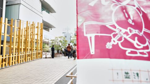 251108 「通りすがりのクラシック」@ルミネ2階ペデストリアンデッキ